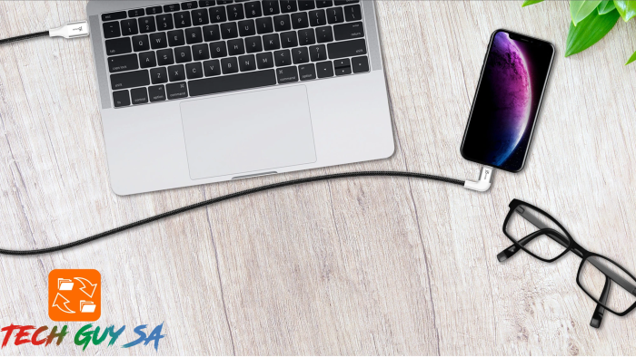 J5Create JALC15 USB-C™ to Lightning® Cable - Black - Image 5