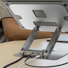 J5Create JTS327 Multi-Angle 4K Docking Stand - Image 5