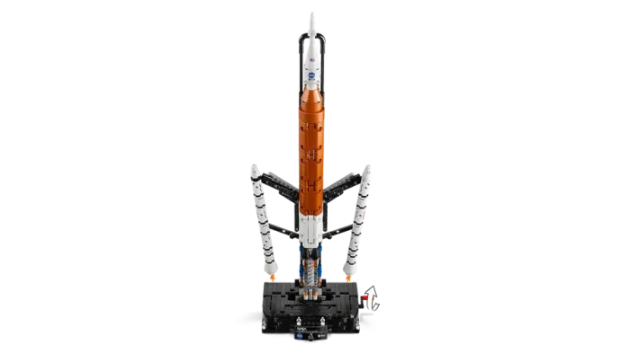 LEGO Technic Nasa Artemis Space Launch System Rocket - Image 9
